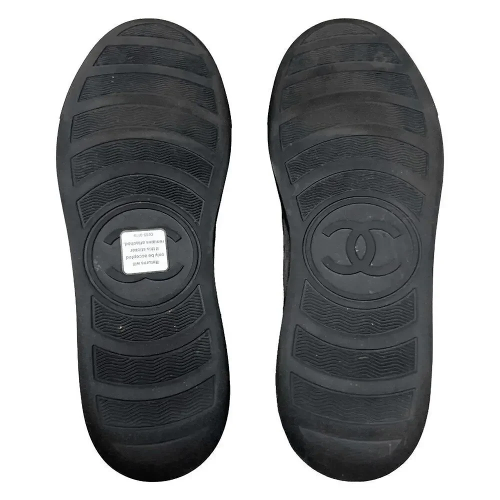 Chanel Suede & Tweed High-Top Sneakers – Gray/Black‎ – Size 40